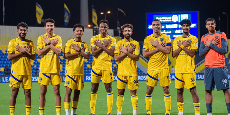 التعاون يهزم الرياض بثلاثية في الجولة الـ 33 من دوري روشن