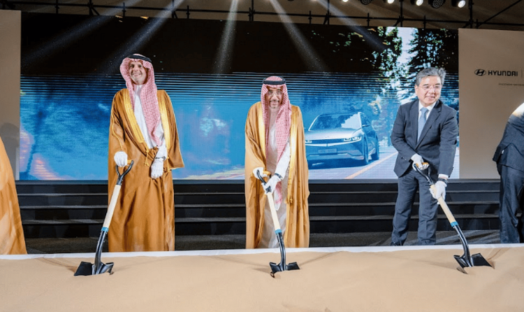 الخريف في حفل تأسيس مصنع "Hyundai": نتقدم بوتيرة متسارعة نحو توطين صناعة للسيارات