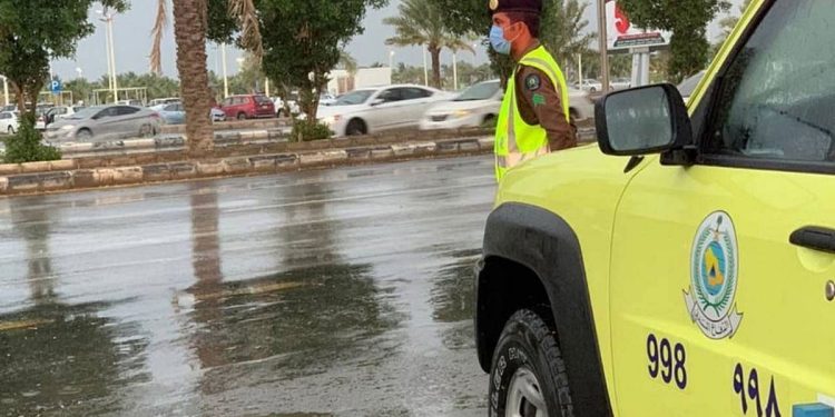 الدفاع المدني: استمرار هطول الأمطار الرعدية على معظم مناطق المملكة حتى الأحد المقبل