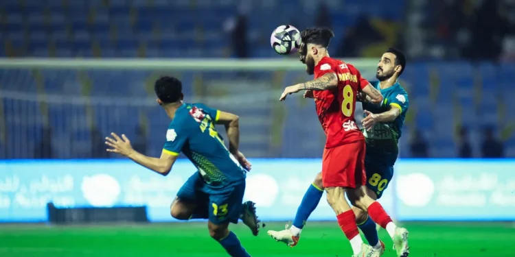 القادسية يعبر العروبة بثلاثية في دوري روشن
