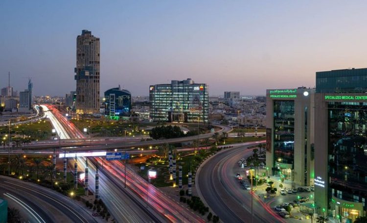 المالية: الدين العام ينمو بأعلى وتيرة منذ 2020 عند 9.3%