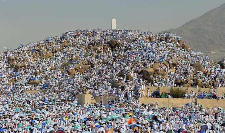 «الموارد البشرية» توضح مدة تأشيرات العمل المؤقت لخدمات الحج.. هل تسمح بأداء الفريضة؟