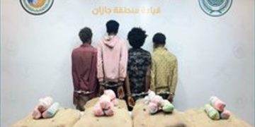 حرس الحدود بجازان يقبض على 4 مخالفين لتهريبهم 120كيلوجرامًا من القات
