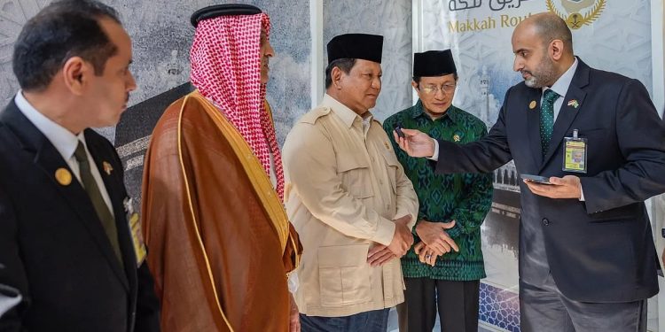 رئيس إندونيسيا يشيد بجهود المملكة في «مبادرة طريق مكة» ويثمن دورها في تسهيل رحلة ضيوف الرحمن