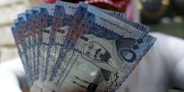 سعر الريال مقابل الجنيه المصري والعملات العربية اليوم الثلاثاء 8-11-1446