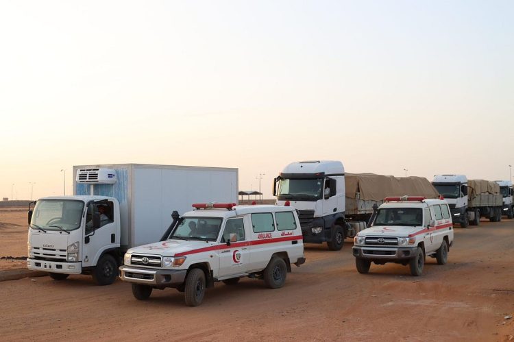 قيادة القوات المشتركة تواصل تسيير القوافل المحملة بالأدوية والمستلزمات الطبية للأشقاء في اليمن