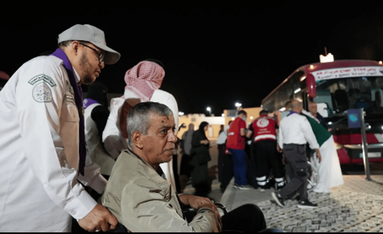 كشافة تبوك في طليعة مستقبلي ضيوف الرحمن القادمين عبر مدينة الحجاج بـحالة عمار