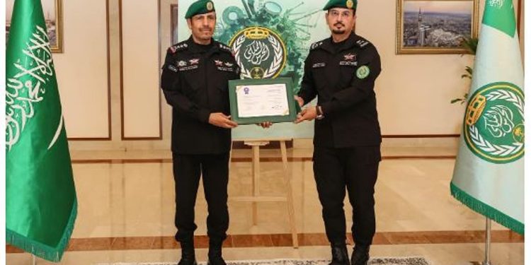 معهد الحرس الملكي يحصل على شهادة الاعتماد الأكاديمي العسكري الكامل
