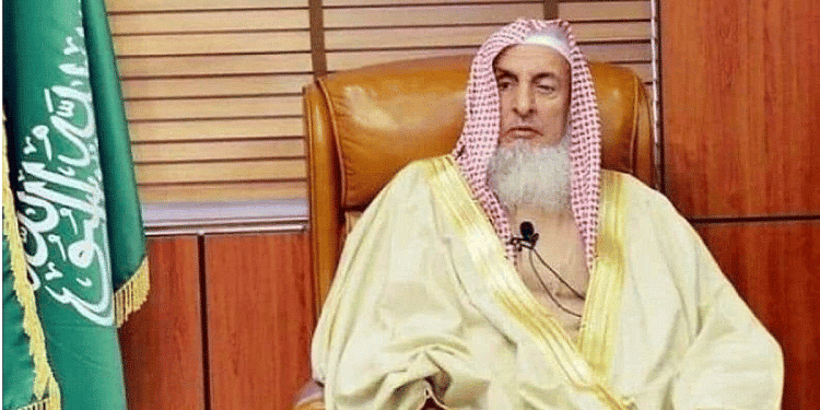مفتي المملكة: أداء الحج دون تصريح مخالفة شرعية جسيمة.. والتزام التعليمات الصحية واجب ديني