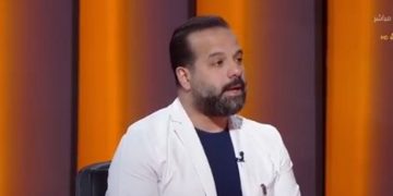 هل الذكاء يورث من الأبوين للأبناء؟.. استشاري يوضح
