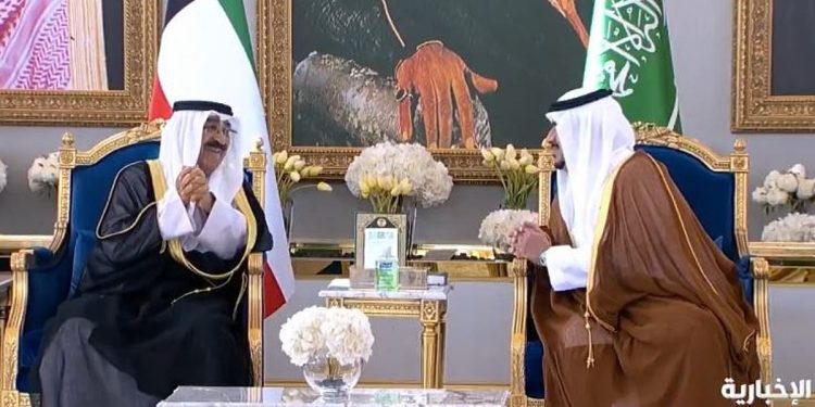 وصول أمير الكويت إلى الرياض للمشاركة في أعمال القمة الخليجية- الأمريكية