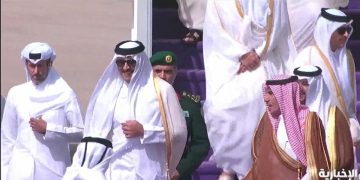 وصول أمير قطر إلى الرياض للمشاركة في القمة الخليجية الأمريكية