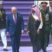 ولي العهد يستقبل الرئيس الأمريكي في مطار الملك خالد بالرياض