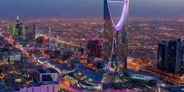 «التطبيقات الذكية» تعيد تشكيل تجربة الزائر في المملكة وتعزز التحول الرقمي في القطاع السياحي