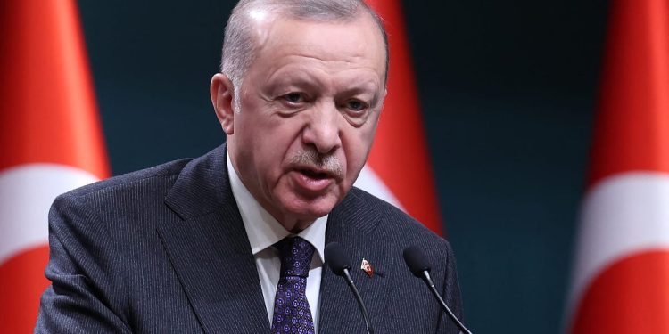 أردوغان يشيد بنجاح إجراءات السعودية في الحج للحفاظ على أمن وسلامة الحجاج