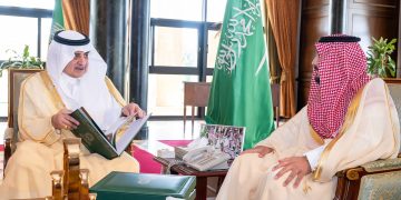 أمير تبوك يطلع على التقرير السنوي لأعمال فرع وزارة الشؤون الإسلامية بالمنطقة