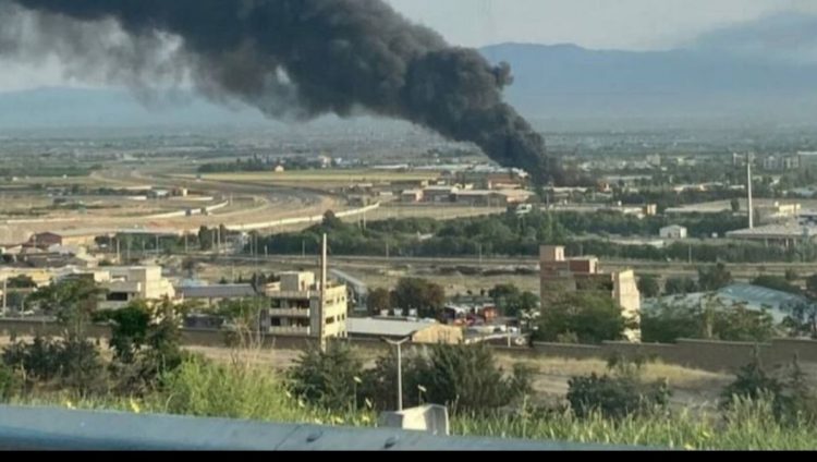 استمرار الهجوم الإسرائيلي على إيران.. وسماع دوي انفجارات في همدان وأذربيجان الشرقية وتبريز
