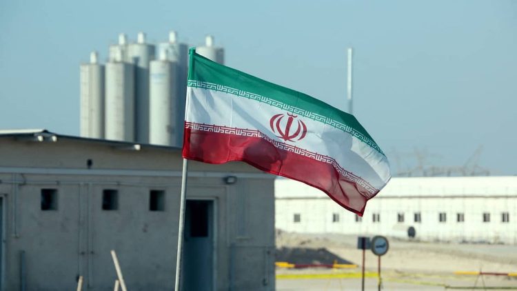 التلفزيون الإيراني: تم إخلاء المنشآت النووية الثلاث في نطنز وفوردو وأصفهان