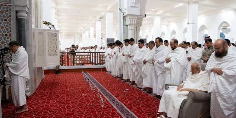 «السديس» يعلن نجاح ترجمة خطبة عرفة إلى 35 لغة عالمية في حج 1446هـ