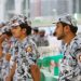 القبض على مقيم لنشره إعلانات موجهة لحاملي تأشيرات الزيارة بإيهامهم بالحج دون تصريح وإيواء 14 مخالفًا