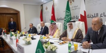 اللجنة الوزارية: إسرائيل تعرقل السلام بمنع زيارتنا إلى رام الله