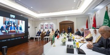 اللجنة الوزارية العربية تعقد اجتماعًا مع الرئيس الفلسطيني وتطالب إسرائيل بالسماح بدخول المساعدات للقطاع