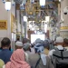 انسيابية في حركة الزوار من باب السلام بالمسجد النبوي تبرز تكامل التنظيم والجهود الميدانية