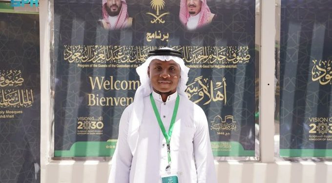 بارتداء الزي السعودي.. ضيوف برنامج خادم الحرمين الشريفين يعبرون عن سعادتهم وامتنانهم بالاستضافة الملكية الكريمة