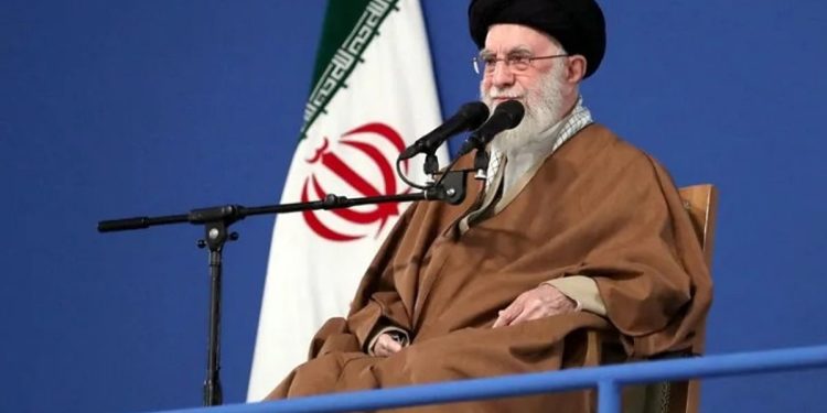 خامنئي: «ردنا على إسرائيل بدأ وسيكون قويا جدا»