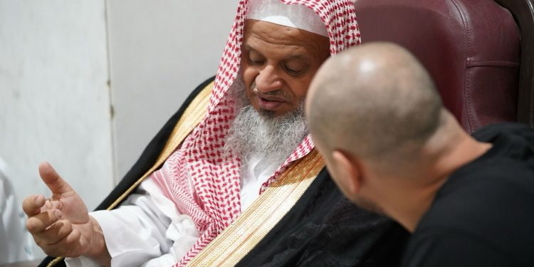 “رئاسة الشؤون الدينية تطلق المسار الإثرائي بموسم العمرة لتعزيز الوعي الديني للمعتمرين”
