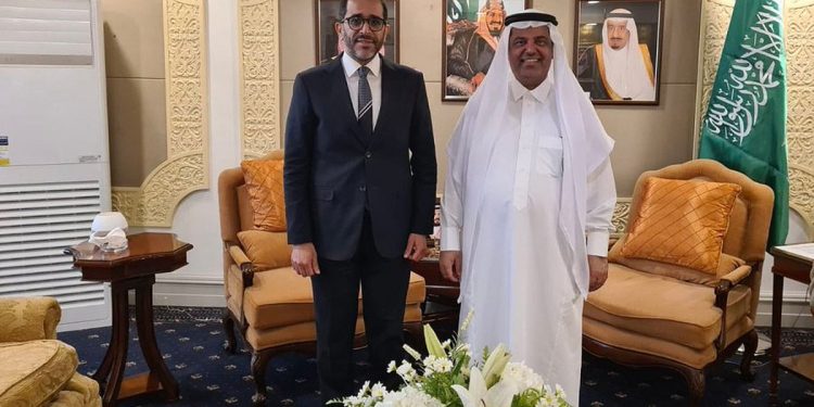 سفير المملكة لدى الفلبين يستقبل سفير الكويت ويبحثان العلاقات الثنائية بين البلدين