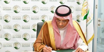 «سلمان للإغاثة» يوقع اتفاقية تعاون مشترك لإنشاء أربع محطات لتحلية المياه في قطاع غزة