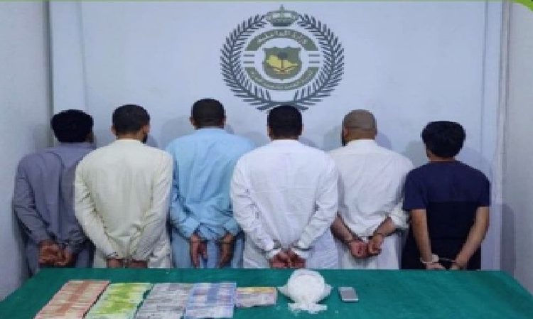 ضبط 6 أشخاص بمحافظة الليث لترويجهم 7,084 قرصًا مخدرًا و4 كيلوجرامات من الحشيش