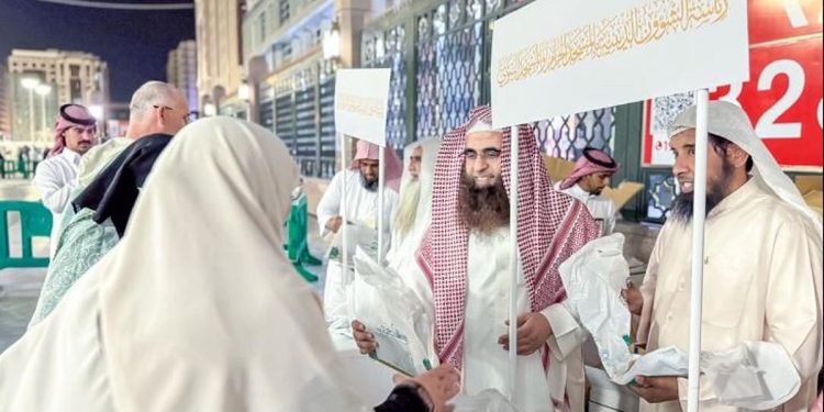 لإثراء تجربة ضيوف الرحمن.. «الشؤون الدينية» تطلق مبادرة «مطبوعات ومطويات»