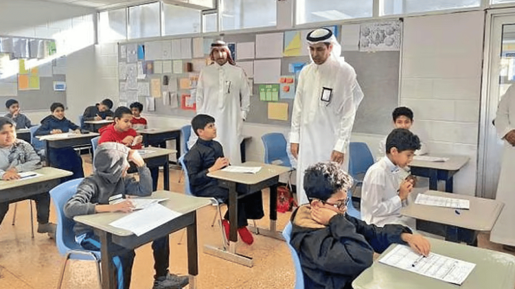 مستشار تربوي يوجه نصائح للأسر: هذه طرق تهيئة الأجواء للاختبارات  