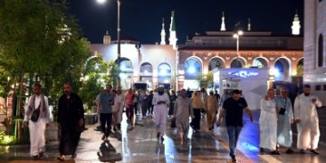 منظومة إرشادية متكاملة لتحسين تجربة زوار المدينة