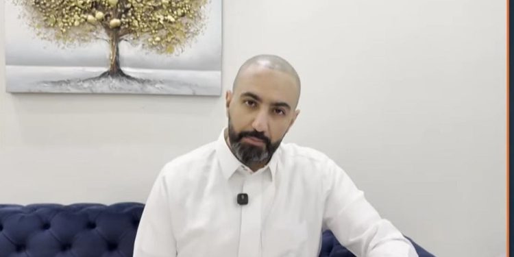 نواف العصيمي لياهلا بالعرفج: العناوين التي فيها ألوف وملايين تلفت النظر دائماً