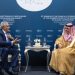 وزير الخارجية يبحث مع نظيره الباكستاني آخر المستجدات الإقليمية والدولية