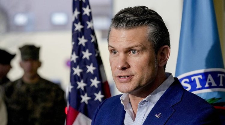 وزير الدفاع الأمريكي: لا معلومات استخباراتية تفيد بنقل إيران لليورانيوم