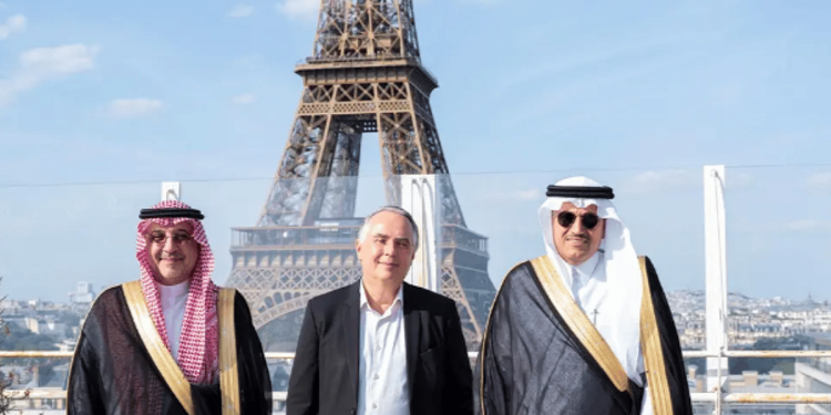 وزير النقل والخدمات اللوجستية يختتم زيارته الرسمية لروسيا وفرنسا