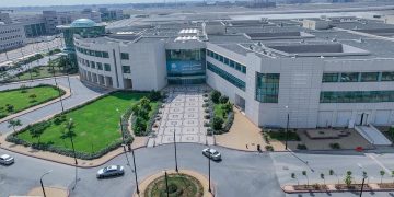 جامعة جازان.. من التعليم إلى التمكين الصحي في ضوء رؤية 2030