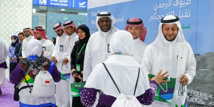 الخطوط السعودية تختتم عمليات موسم حج 1446 بتوديع آخر فوج من الحجاج
