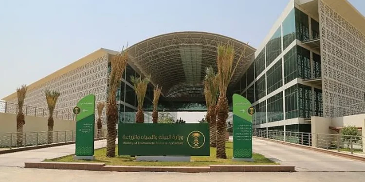 "البيئة" تُعلن تمديد مُهلة الحصول على رُخص استخدام مياه الآبار لمدة عام