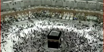 أستاذة تاريخ إسلامي: مراسم غسل الكعبة المشرفة تجسد عناية المسلمين بها عبر العصور