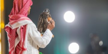المملكة تُكرّس ريادتها كوجهة عالمية لعشاق الصقور