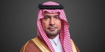 بعد موافقة «الوزراء».. وزير البلديات والإسكان يوضح تفاصيل النظام المُحدَّث لتملُّك غير السعوديين للعقار