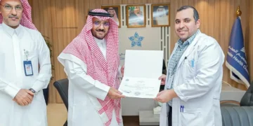 تجمّع القصيم الصحي يُكرّم المتميّزين في مبادرة "إنسانيون الصحة"