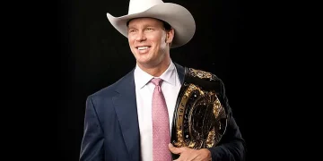 «جاي بي إل» يرد على منتقدي WWE في السعودية: لا تفرضوا وصايتكم.. ومن لا يعجبه فلينصرف