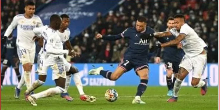 مدرب ريال مدريد: باريس سان جيرمان استحق الصعود.. وسنغادر كفريق أفضل