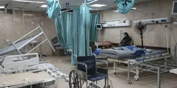 مدير «الشفاء» : نقص الوقود يهدد بتحول مستشفيات غزة لمقابر جماعية